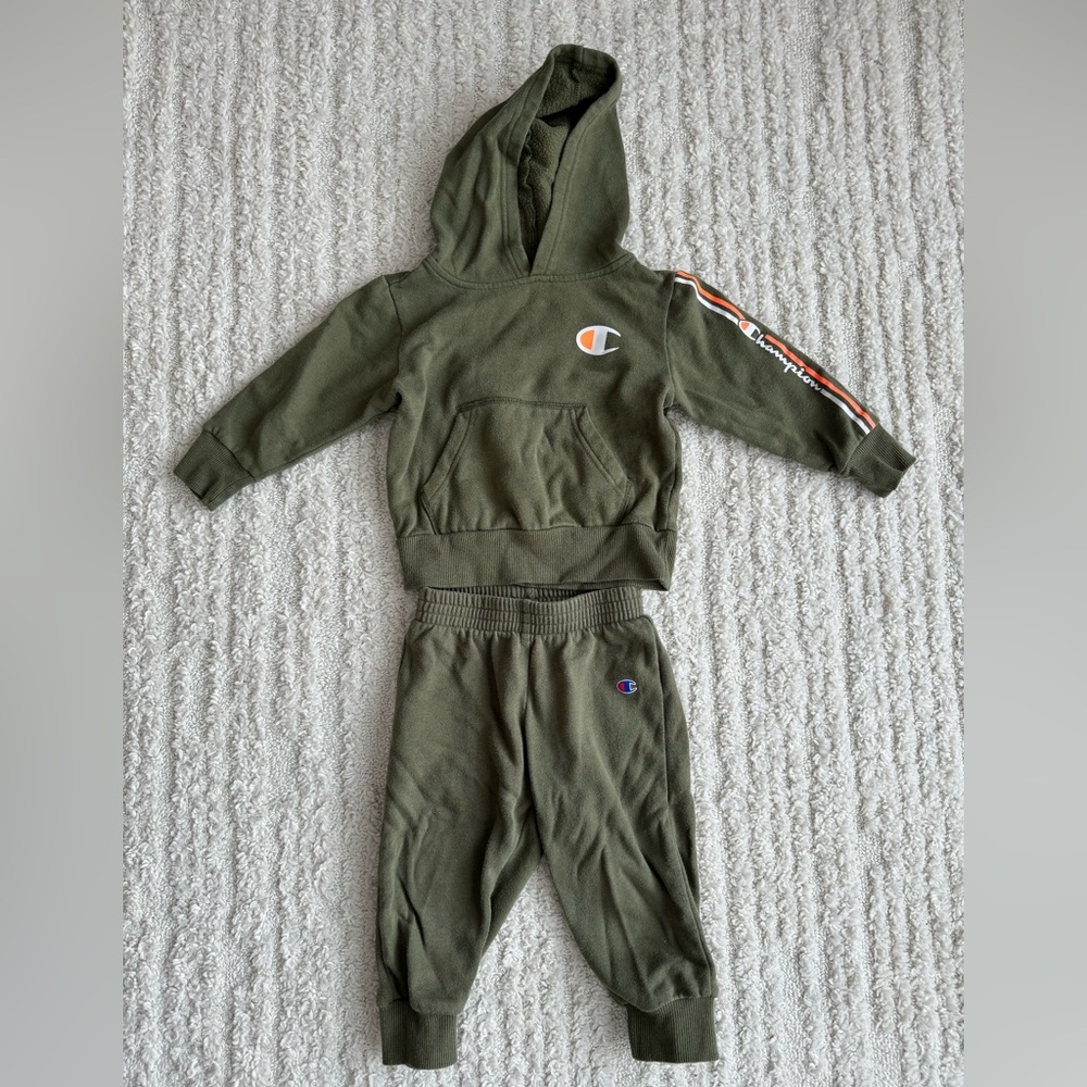 Champion kids sweat set
